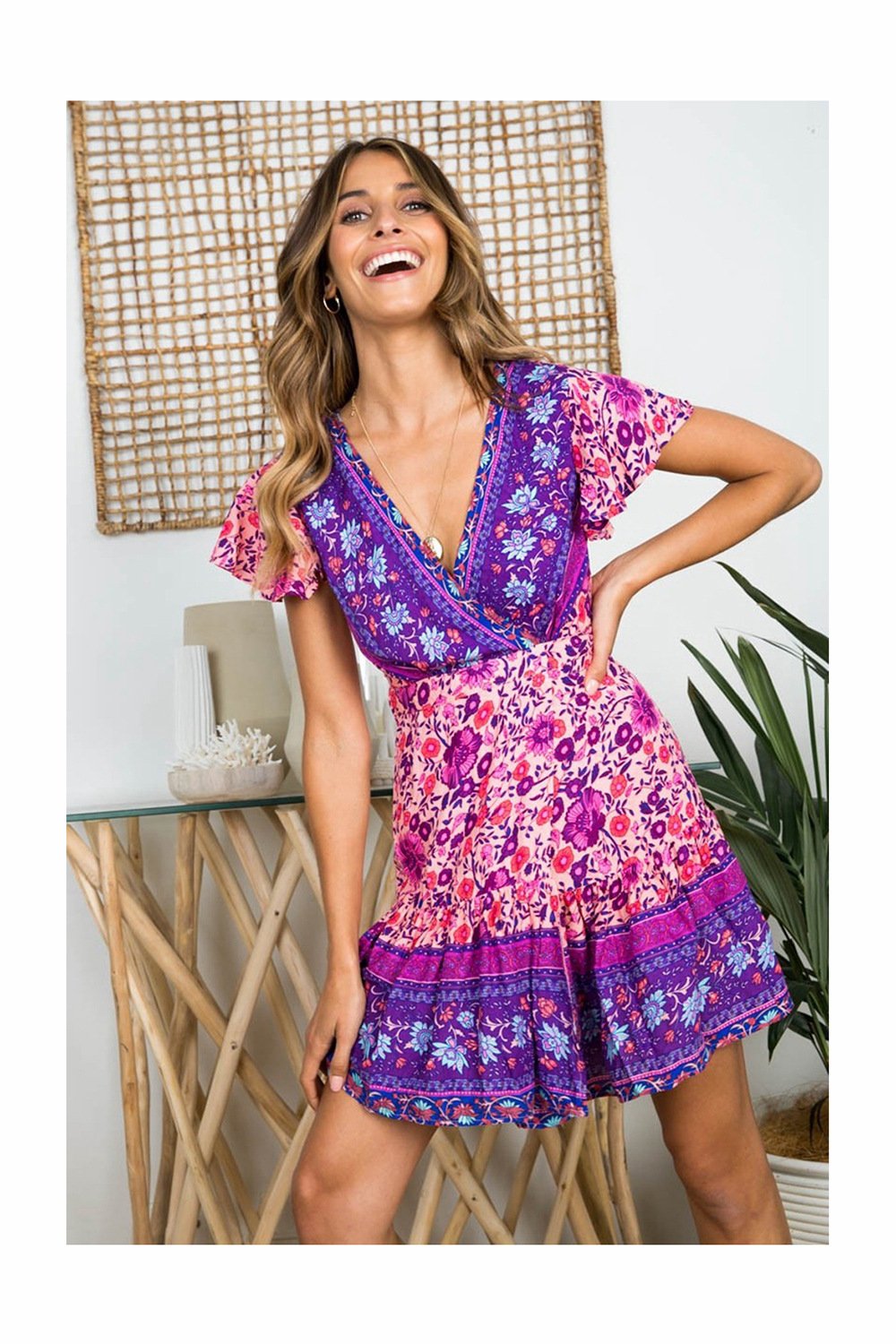 Short-sleeved V-neck pleated print dress