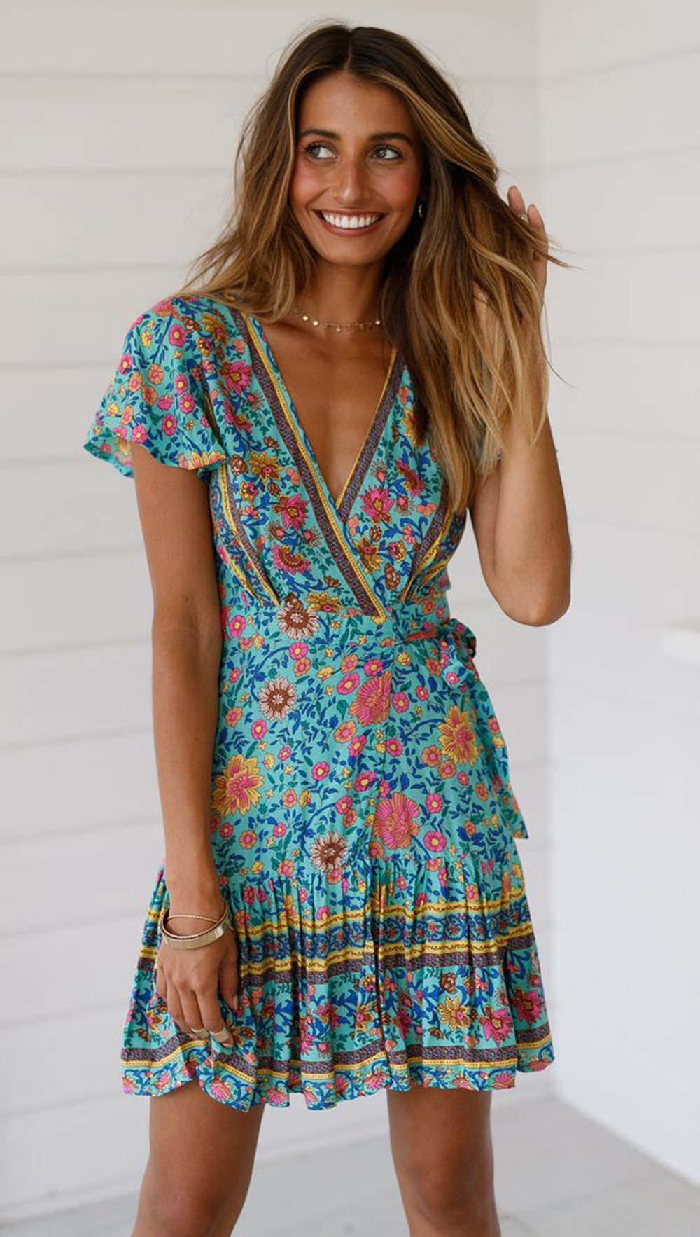 Short-sleeved V-neck pleated print dress